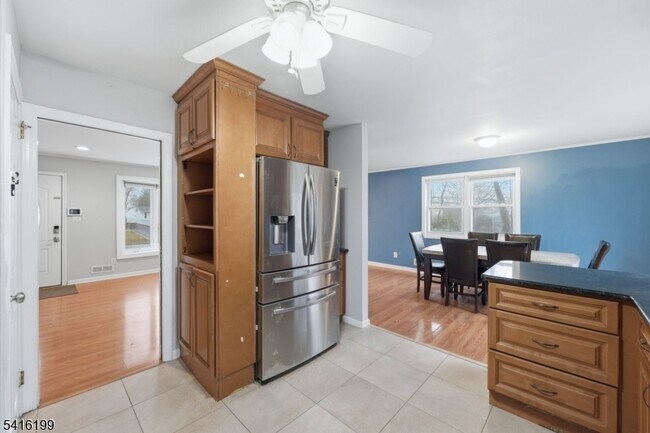 Building Photo - 30 Arden Rd