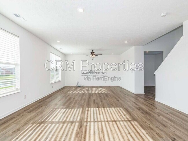 Building Photo - 3489 Briarwick Dr