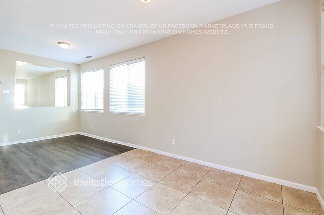 Building Photo - 16 Shadmoor Pl