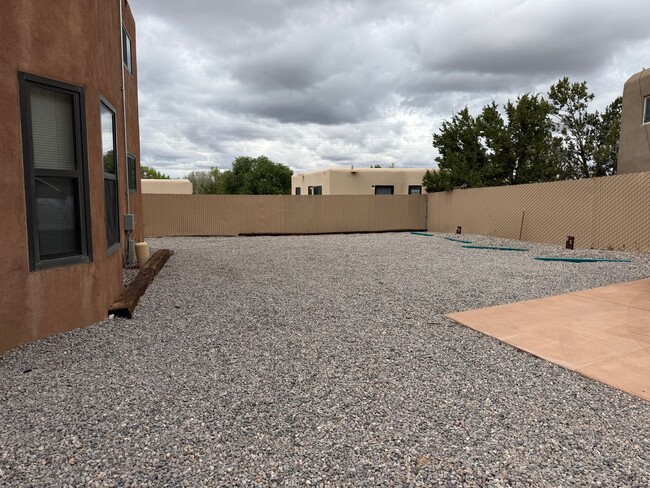 Building Photo - 1307 Rufina Ln
