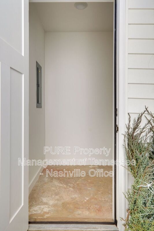 Building Photo - 619 Hadley Vlg Blvd