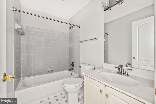 Building Photo - 4022 Dogberry Ln