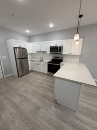 Building Photo - 224 Rosa Parks Blvd