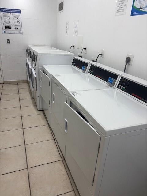 Building Photo - 800 Parkview Dr