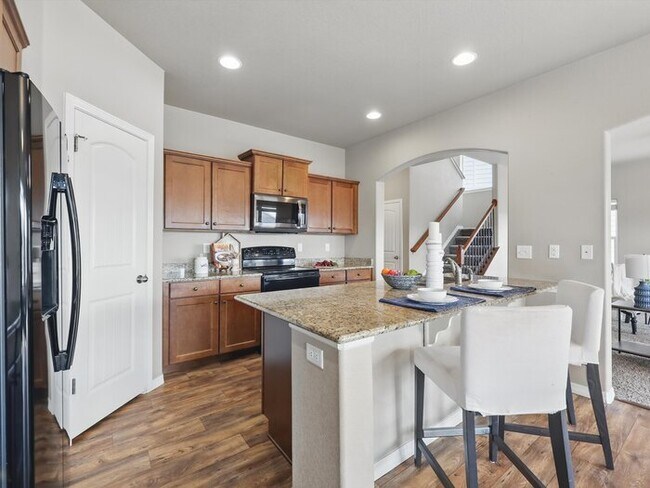 Building Photo - 8308 Needle Drop Ct