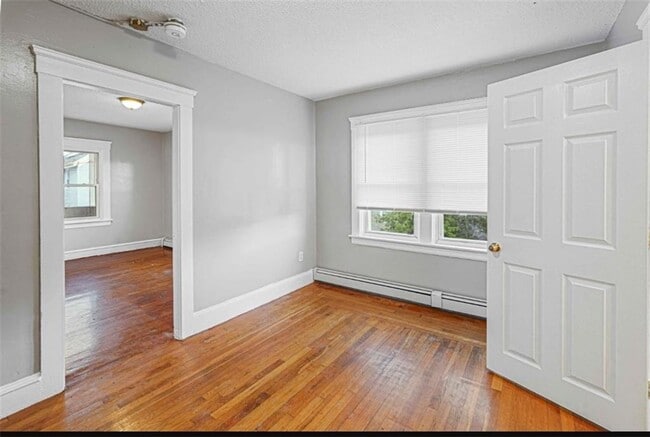Building Photo - 126 Sumner Ave