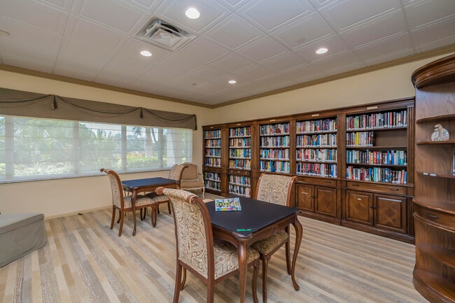 Building Photo - 4301 N Ocean Blvd