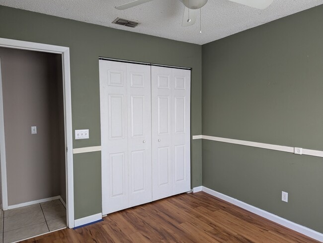 Building Photo - 861 Blackgum Ct