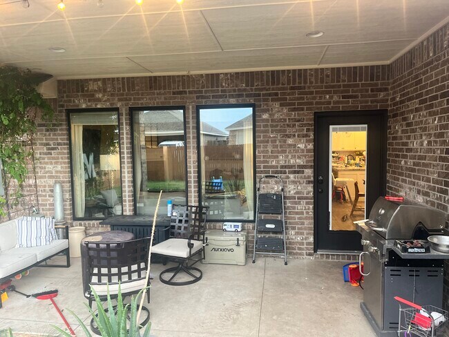 Building Photo - 1301 Logan Creek Rd