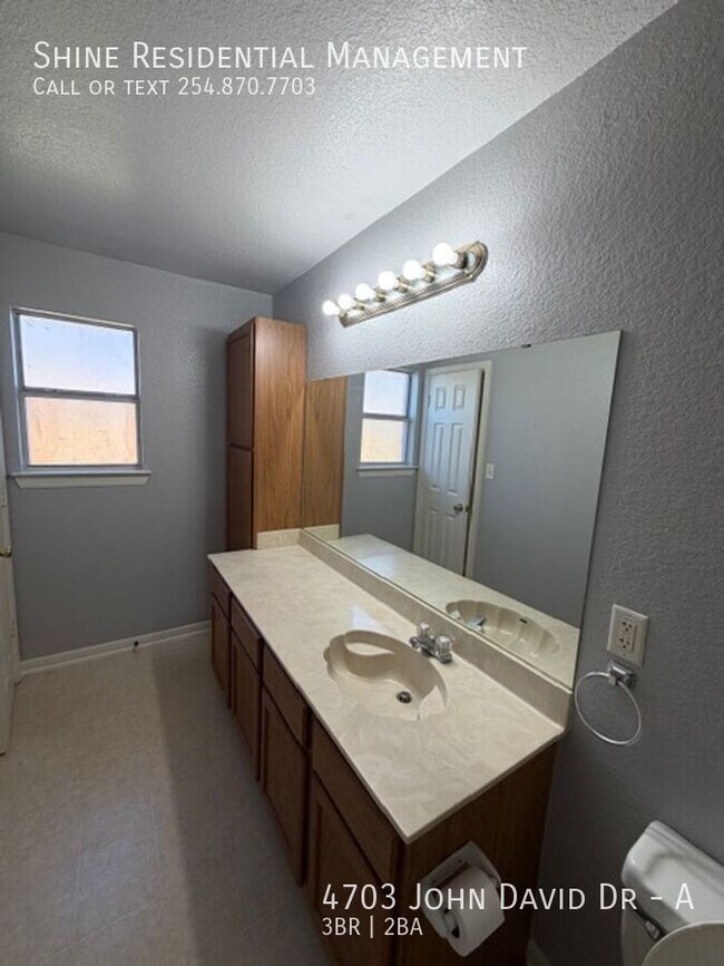 Building Photo - 4703 John David Dr