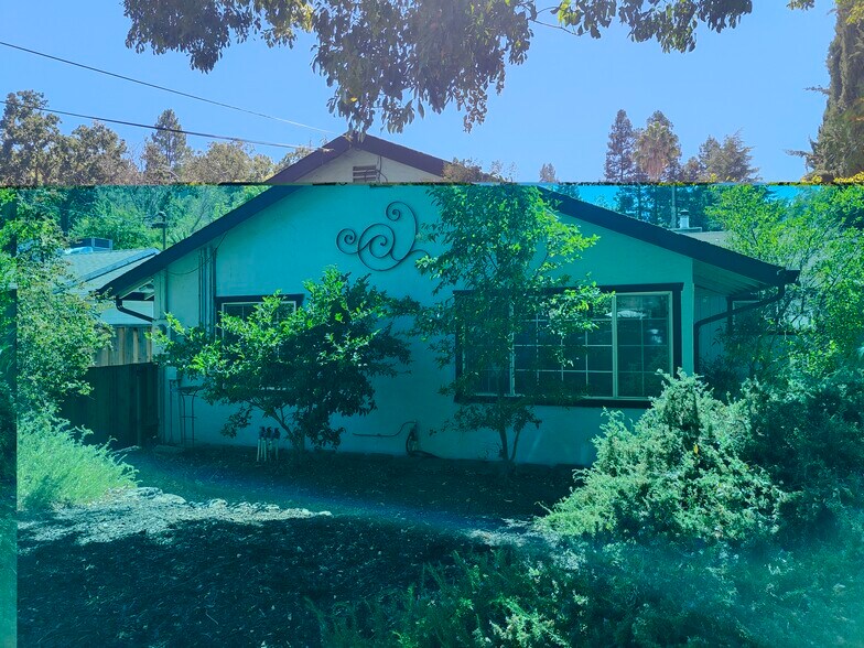 Building Photo - 271 Kottinger Dr