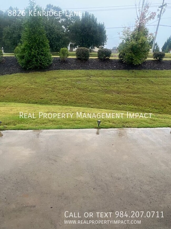 Building Photo - 8826 Kenridge Ln