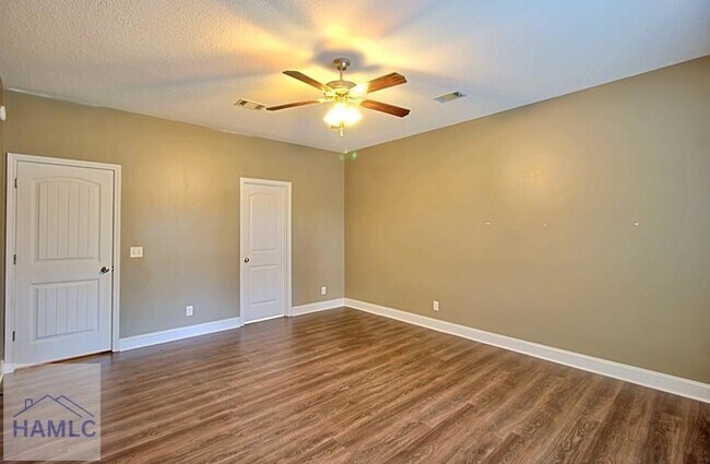 Building Photo - 206 Brandywine Ct