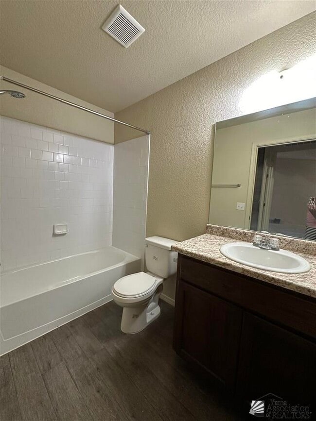 Building Photo - 7278 E 39th St