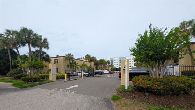 Building Photo - 105 S Obrien St