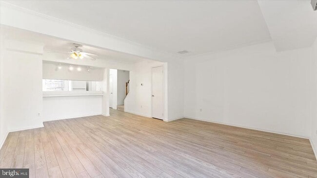 Building Photo - 14524 Golden Oak Rd