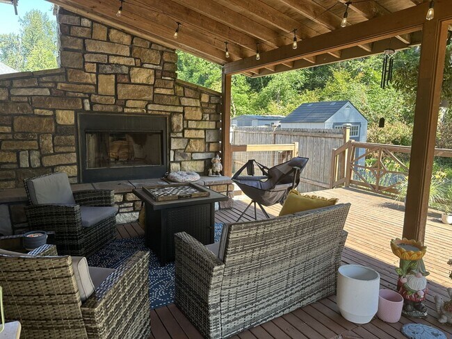 Building Photo - Beautiful Spanaway Home in Quiet Neighborhood