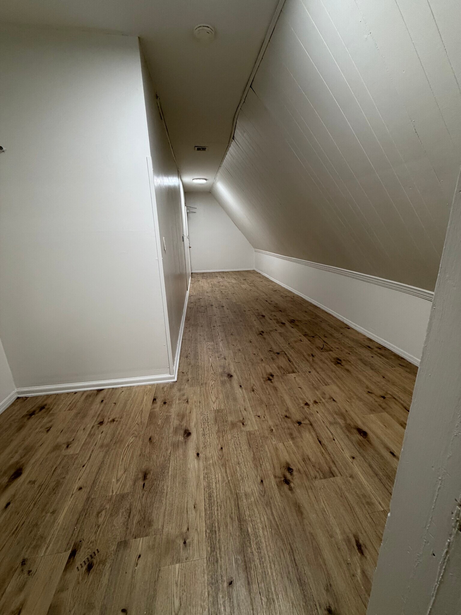 Building Photo - 575 Market St