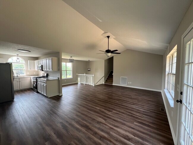 Building Photo - 23 Brandon Ridge