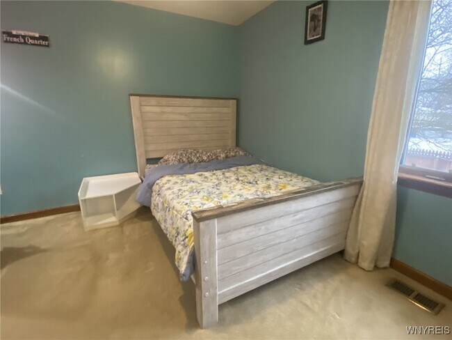 Building Photo - 36 Altair Dr