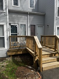 Building Photo - 30 Glenview Dr