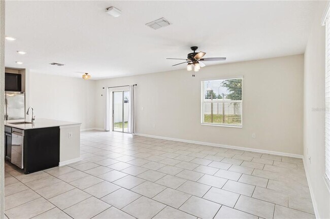 Building Photo - 310 Citrus Pointe Dr