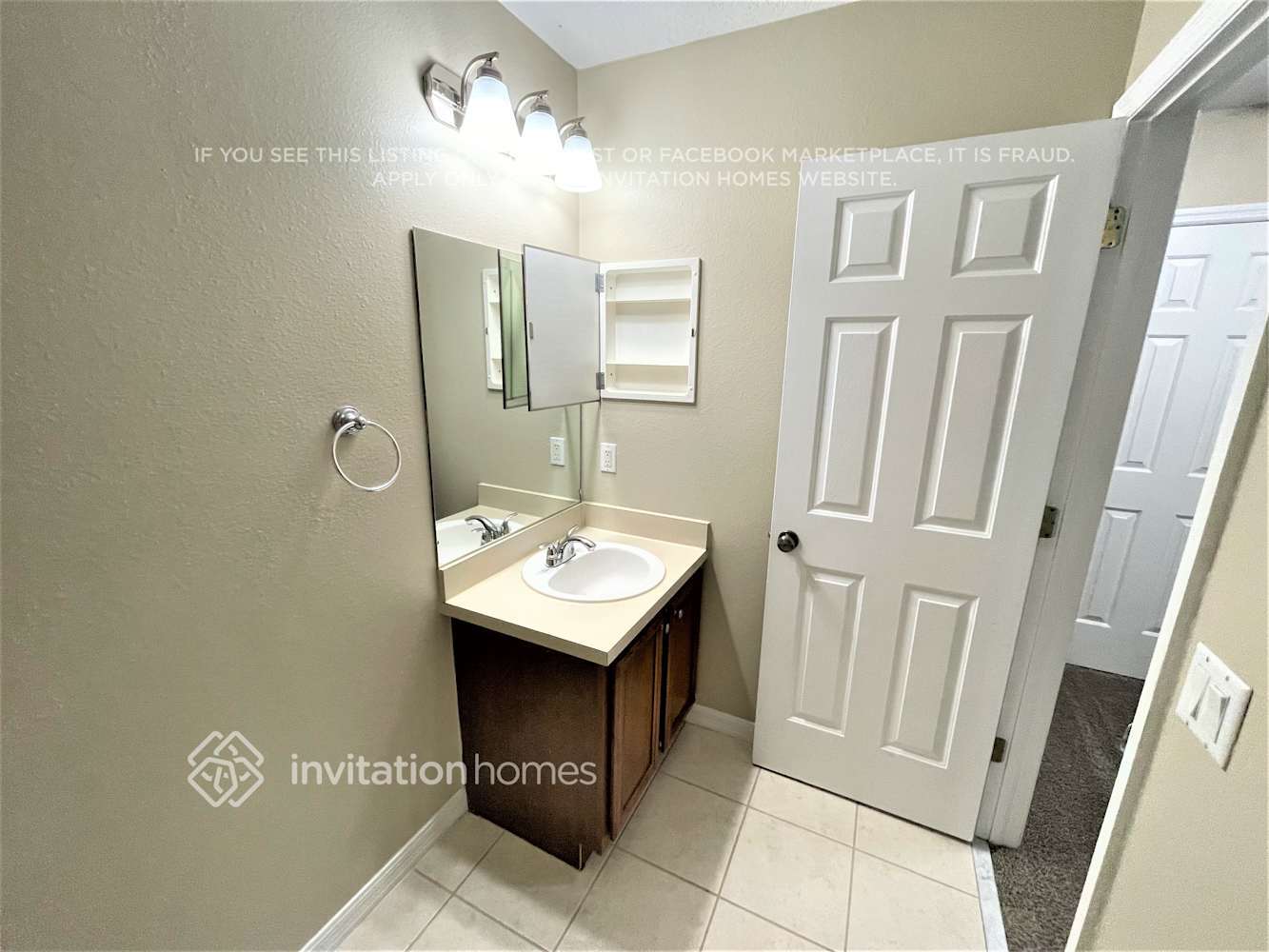 Building Photo - 10420 Frog Pond Dr