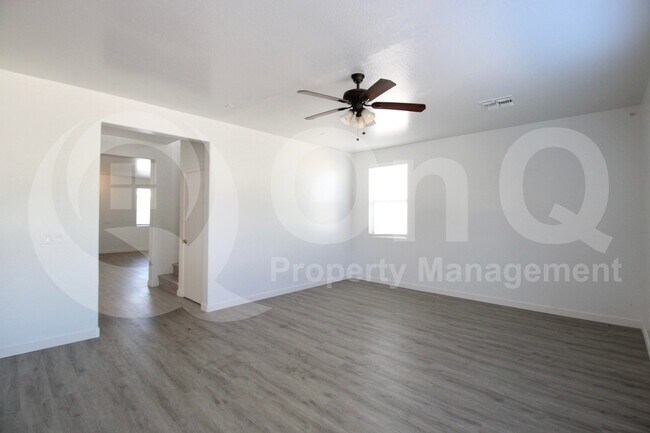 Building Photo - 7322 W St Charles Ave