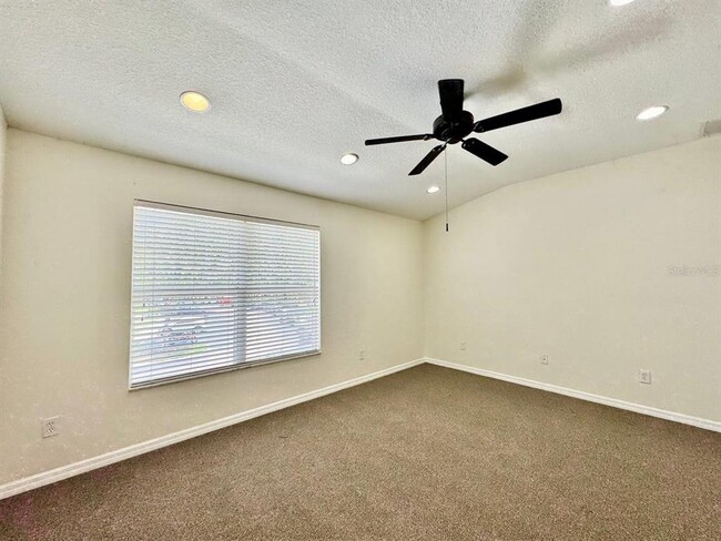 Building Photo - 12381 Foxmoor Peak Dr