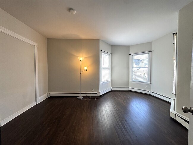 Building Photo - 69 Cleveland Ave