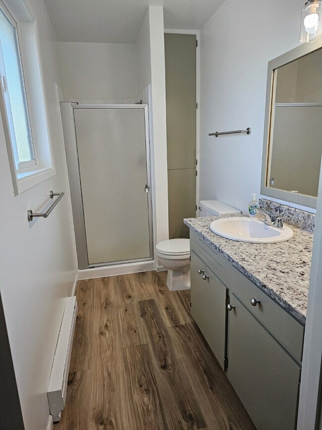 Building Photo - 749 1st St