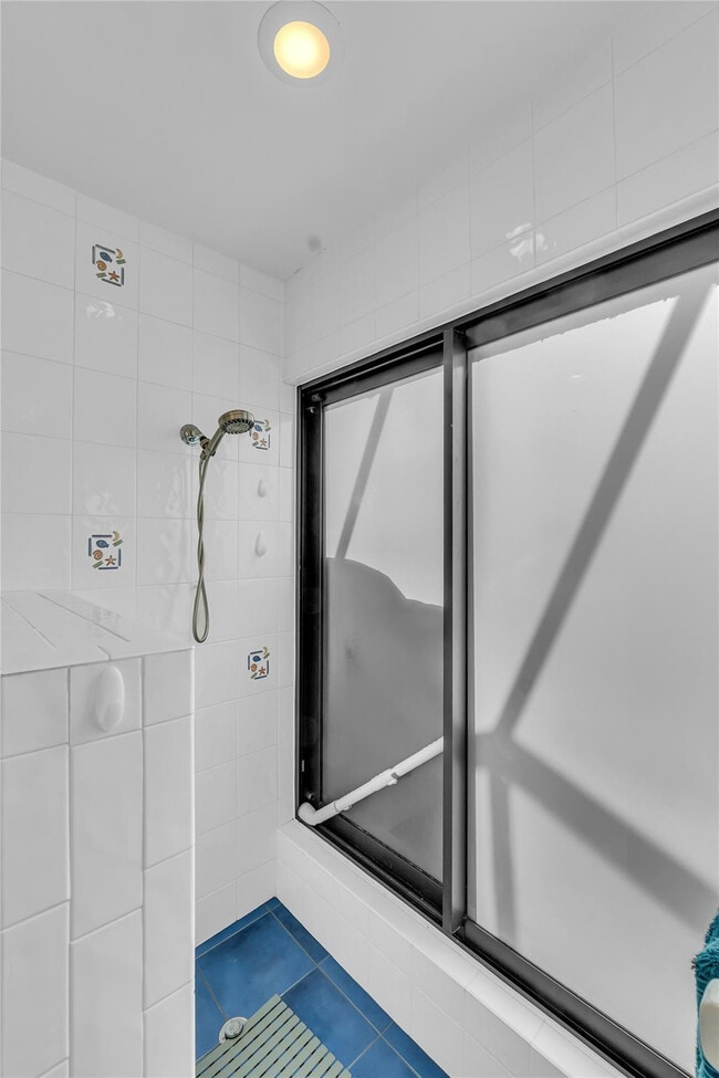 Building Photo - 11266 NW 10th Pl