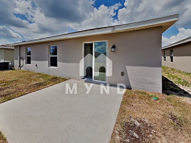 Building Photo - 1115 Peach Creek Dr