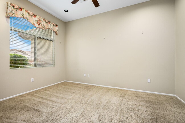 Building Photo - 78462 Palm Tree Ave