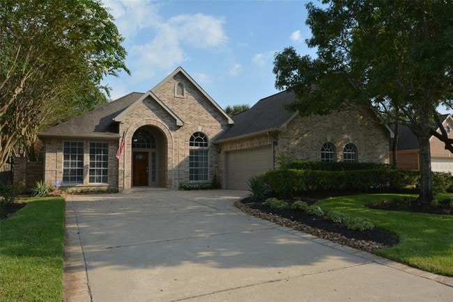 Building Photo - 21015 Eagle Bend