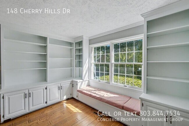 Building Photo - 148 Cherry Hills Dr