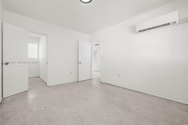 Building Photo - 501 NE 82nd Terrace