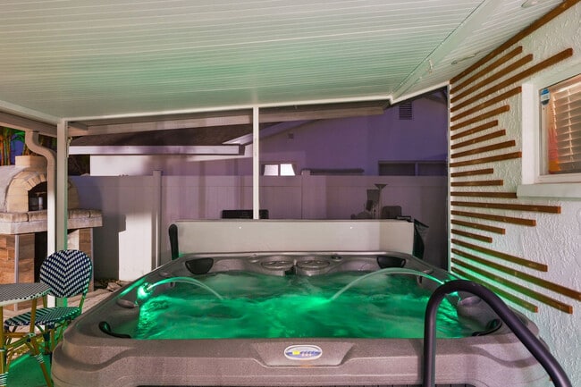 Building Photo - 12299 91st Ave N