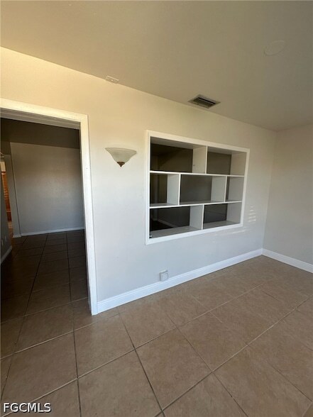 Building Photo - 330 Palmetto Dr