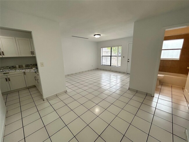 Building Photo - 15332 SW 72nd St