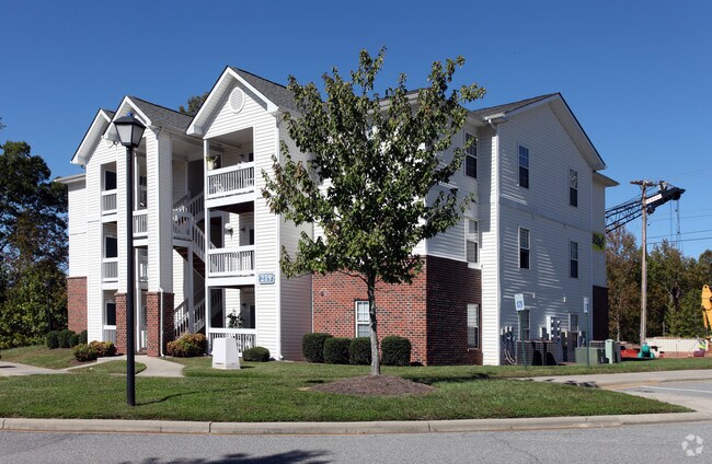 Building Photo - Franklin Ridge Apartments