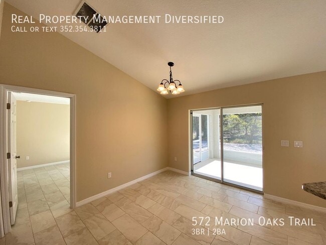 Building Photo - 572 Marion Oaks Trail