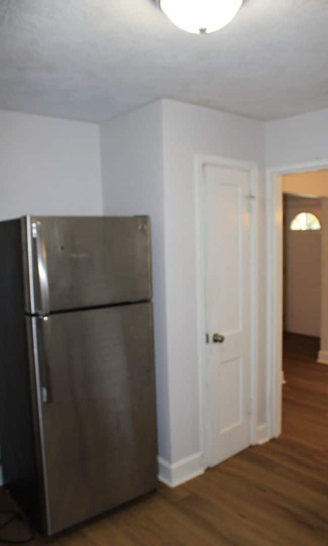 Building Photo - Midtown Rental 2 Bed 1 Bath
