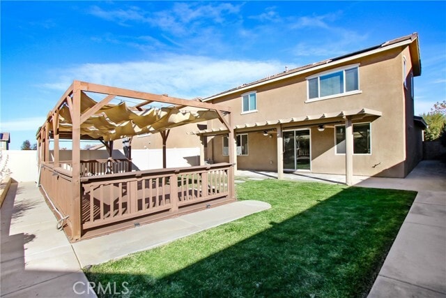 Building Photo - 26065 Plumcot Dr