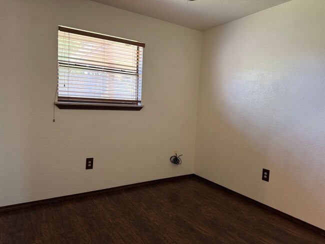 Building Photo - 4823 SE Tattershall Way