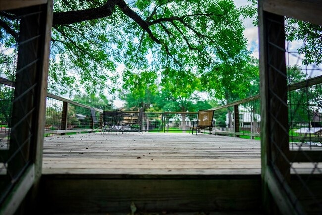 Building Photo - 1035 Timber Elm