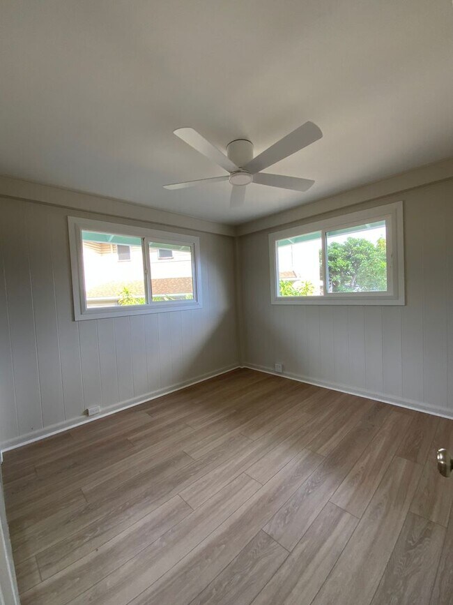 Building Photo - T1152ach