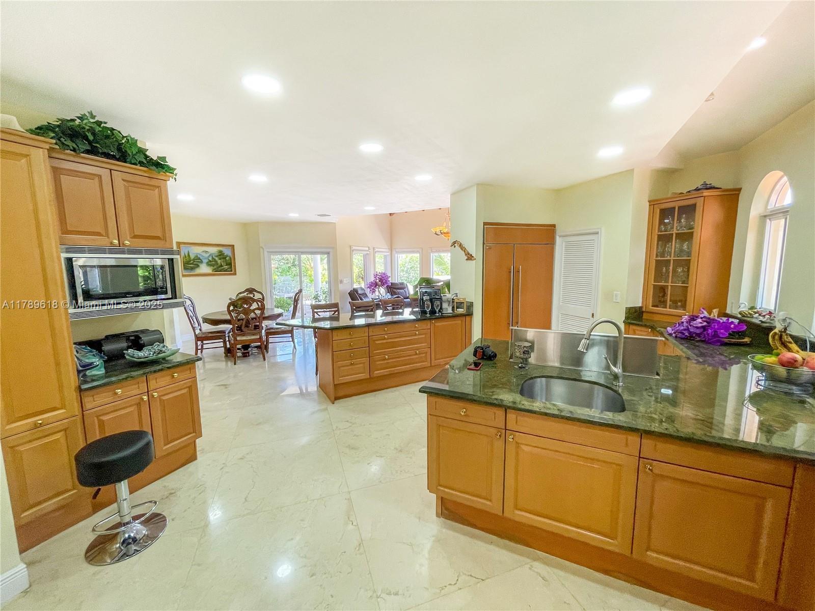 Building Photo - 194 Caoba Ct