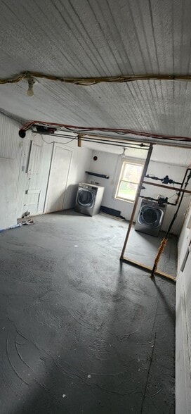 Building Photo - 197 Roosevelt St