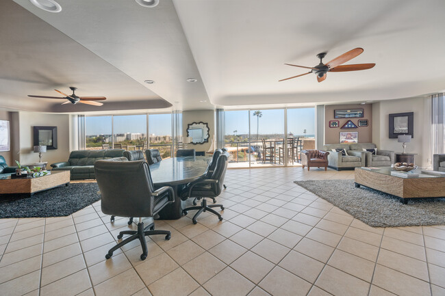 Building Photo - 1200 N Harbor Dr